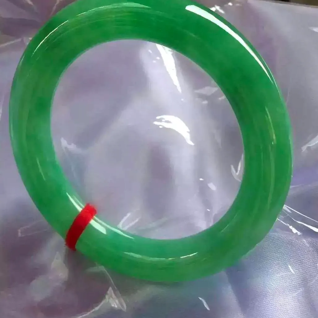 翡翠入门知识：新手认识翡翠的第一步